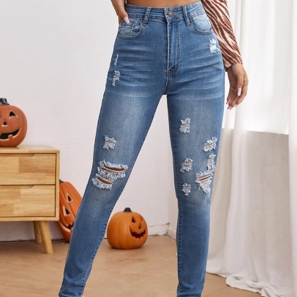 NWOT High Waist Ripped Skinny Jeans - Picture 1 of 7